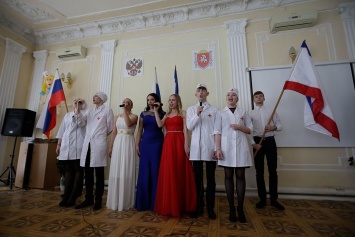55 средних медработников в Крыму за шесть лет были награждены знаком «За милосердие им. Даши Севастопольской»