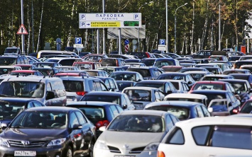 Рейтинг самых дорогих парковок России. Выиграла не Москва!