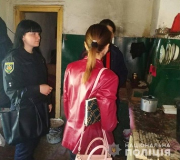 В Запорожской области у горе-матери забрали 3 детей
