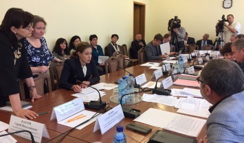 Комитет социальной политики поддержал инициированный Наталией Королевской проект Постановления №10271 об отставке министра Ревы