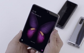 Samsung убрала недостатки экрана Galaxy Fold