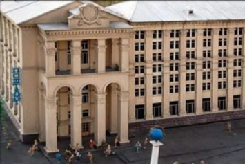Гендиректор "Укрпочты" предлагает продать здание Главпочтамта в центре Киева