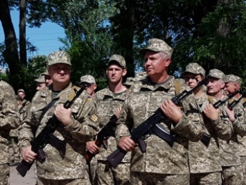 В Мелитополе резервисты присягнули Украине (фото, видео)