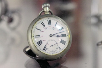 В Украине проходит уникальная выставка старинных часов (фото)