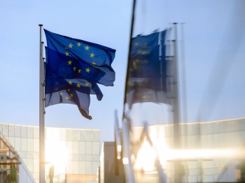 Еврокомиссия оштрафовала пять крупных банков на миллиард евро