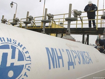 Россия обещает возместить убытки за "грязную" нефть в "Дружбе"