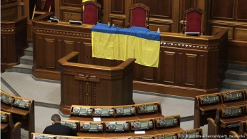 Комментарий: Да здравствует политический кризис в Украине?