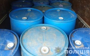 Около трех тонн подпольного алкоголя изъяли под Одессой
