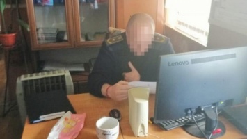СБУ схватила таможенника из Одессы, который продавал секретные базы данных