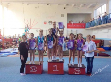 Гимнастки из Одессы завоевали 7 медалей на всеукраинском чемпионате