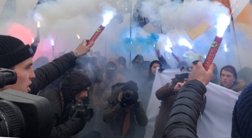 Масштабный бунт разгорелся в столице! "Майдан" собрался из-за скандального видео: "Из России с любовью"