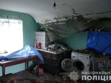 В Тернопольской области во время грозы шаровая молния влетела в дом, где было семь человек