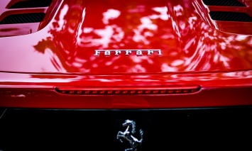 Ferrari отзывает две тысячи автомобилей с китайского рынка