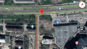 В столице машина прямо на тротуаре сбила экс-добровольца из Азова и его 4-х летнюю дочку Алису