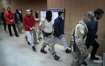 Российский суд оставил в СИЗО украинских моряков