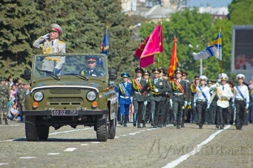 Зеленский назначил главнокомандующим Вооруженными силами генерала, который "брал" Иловайск
