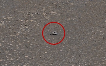 Инопланетяне не усмотрели: На Марсе осталась деталь от инопланетного корабля