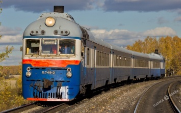 Поезд насмерть сбил пенсионера в Одесской области