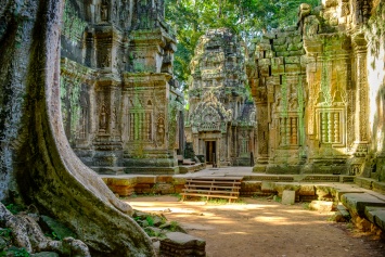 В камбоджийских джунглях нашли 100 исторических храмов