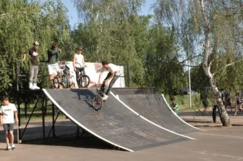 В Запорожье просят построить бетонный скейт-парк: депутаты рассмотрят петицию