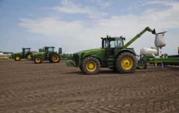 "Укрлендфарминг" засеял яровыми зерновыми 85% запланированных площадей