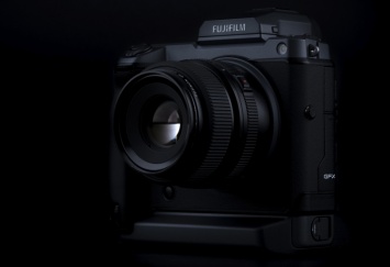 Fujifilm GFX 100 - высококлассная 100-Мп среднеформатная камера стоимостью $10 тыс