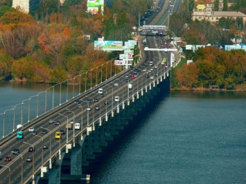 В Днепре на Новый мост потратят еще 27 миллионов гривен: на что пойдут деньги