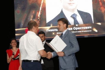Глеб Пригунов поздравил Индустриальный район с 50-летием