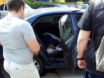 На заднем сидении: на Салтовке нашли труп в автомобиле