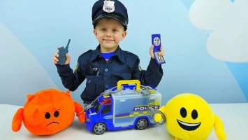 Полицейские организовывают праздник для детей, - ФОТО