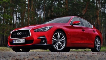 Тест-драйв Infiniti Q50s: секс и город