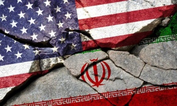 В Иране угрожают потопить военные корабли США с помощью секретного оружия