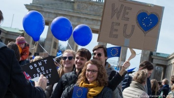 Выборы в Европарламент: за кого проголосует молодежь