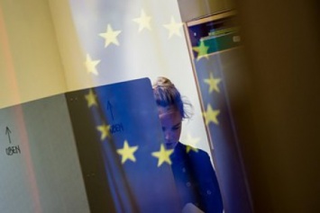 Обнародованы данные экзит-полов выборов в Европарламент в Германии и Австрии