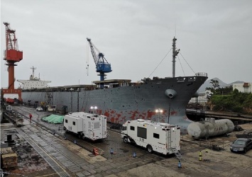 В одном из портов Китая на грузовом судне погибли 10 человек: названа причина