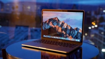 «Ноутбук Апокалипсиса» с 6 вредоносными вирусами выставлен на торги за $1,2 млн