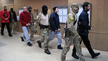 Плененные Россией украинские моряки останутся под арестом: решение суда в Москве