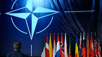 Россия победит, если США выйдут из НАТО, - исследование IISS