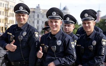 В Украине запустили проект "офицер громады" по обеспечению правоохранителями ОТО