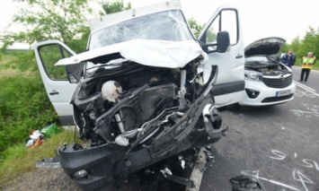 В Венгрии произошло ДТП с участием четырех автомобилей: трое человек погибли, шестеро травмированы