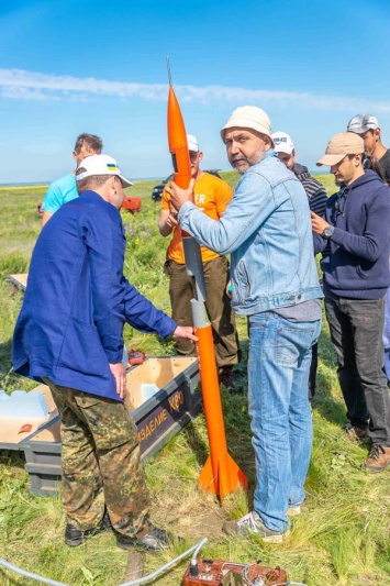 Студенты ДГУ произвели успешный запуск ракеты с двумя спутниками