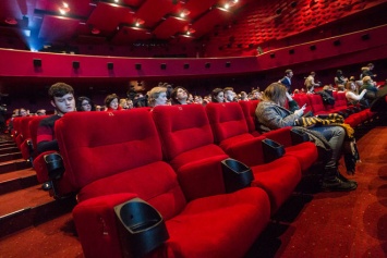 Украинским кинотеатрам в ТРЦ понадобятся дополнительные входы и выходы