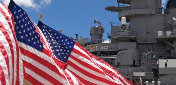 США будет оснащать военные корабли лазерным оружием с 2021 года
