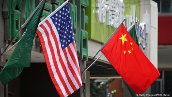 Китай ввел новые пошлины на товары из США