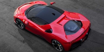 Новейший гиперкар Ferrari SF90 уже критикуют