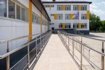 Учреждение нового поколения: Днепропетровская ОГА завершает реконструкцию опорной школы в Магдалиновке
