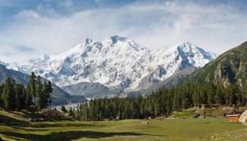В Гималаях нашли тела пятерых из восьми пропавших альпинистов