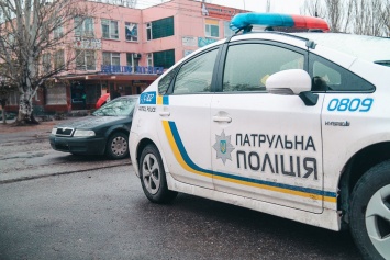 Под Киевом копы снесли ребенка прямо на зебре: момент аварии попал в сеть