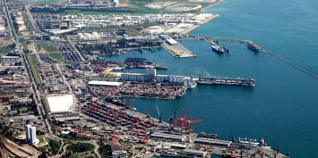 Грузия упростит кораблям НАТО доступ в порты страны