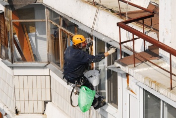 В Киеве на ремонт домов выделили 12 миллионов: найди свой
